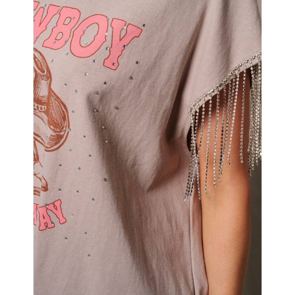 FANTASTIC FAWN Super cute oversized “cowboy” rhinestone fringe tee S M L - Picture 3 of 8